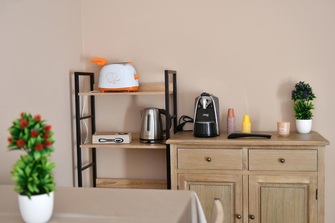 B&B A due passi Caserte Extérieur photo