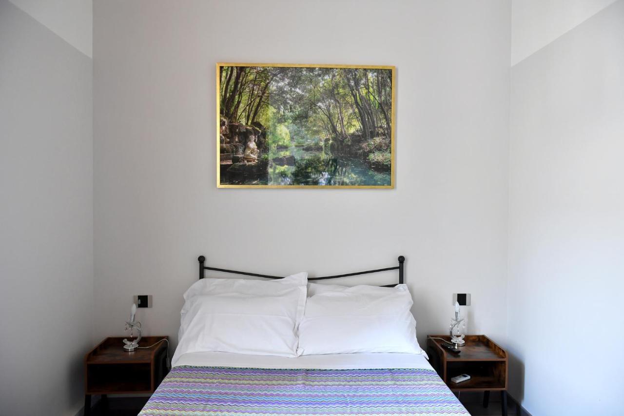 B&B A due passi Caserte Extérieur photo