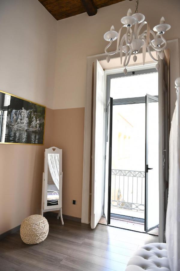 B&B A due passi Caserte Extérieur photo
