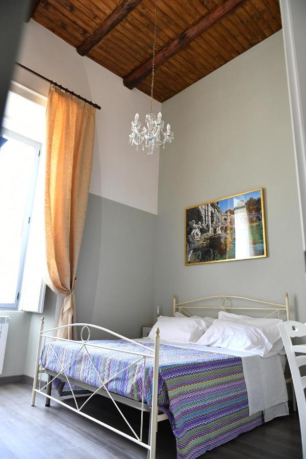 B&B A due passi Caserte Extérieur photo